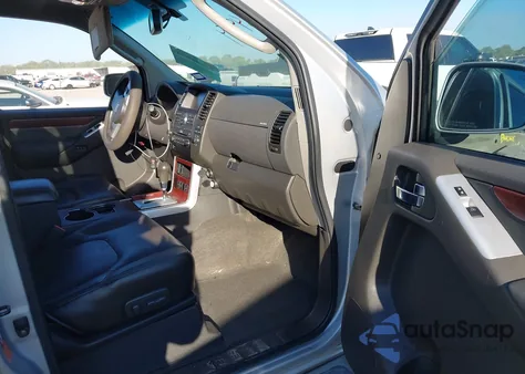 2008 Nissan Pathfinder Le V8 from USA, damaged, VIN 5N1BR18A88C632980